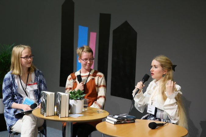 kirjamessut_kirjailijahaastattelu_sini kirjakallio_5995